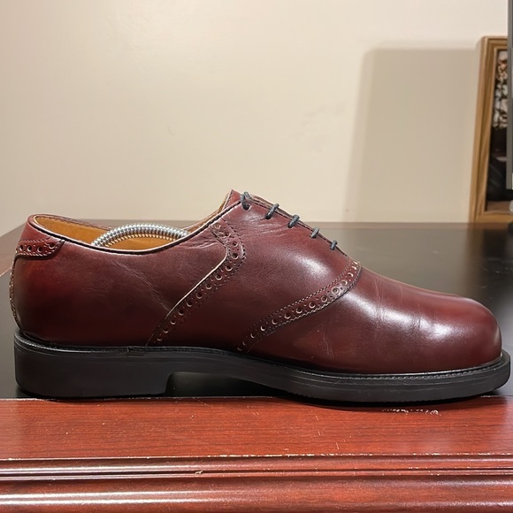 Florsheim casual Oxford shoes. - Picture 8 of 11
